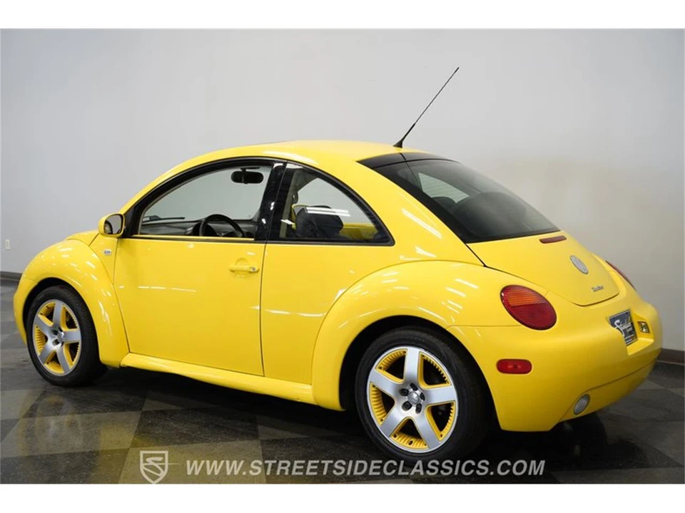 2002 Volkswagen New Beetle - Image 9 of 31