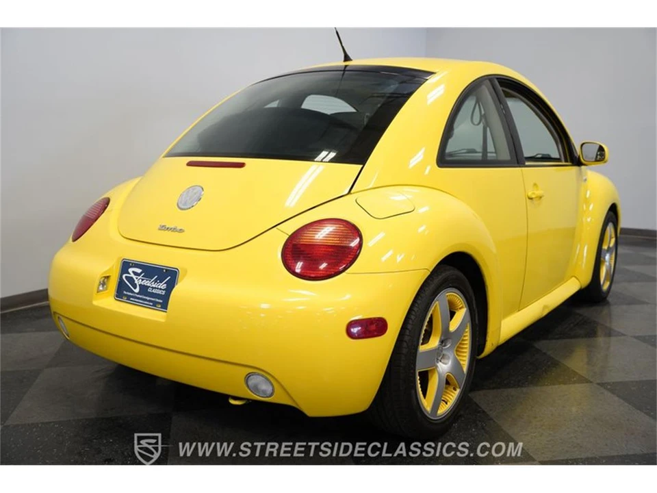 2002 Volkswagen New Beetle - Image 12 of 31