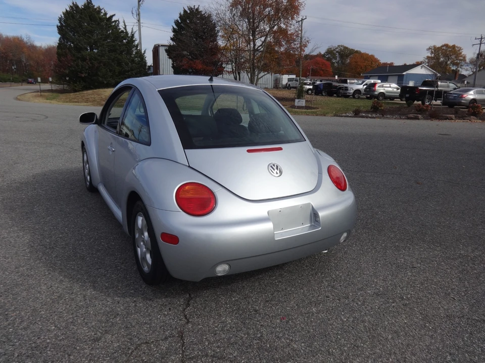 2002 Volkswagen Beetle (1980-2003) - Image 3 of 20