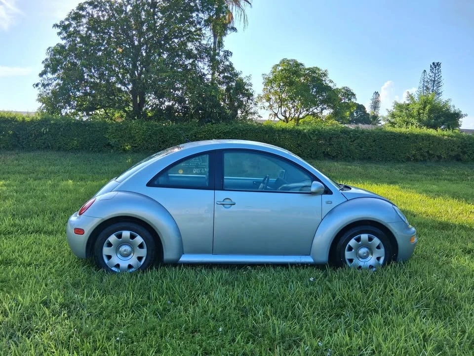 2002 Volkswagen New Beetle - Image 5 of 20