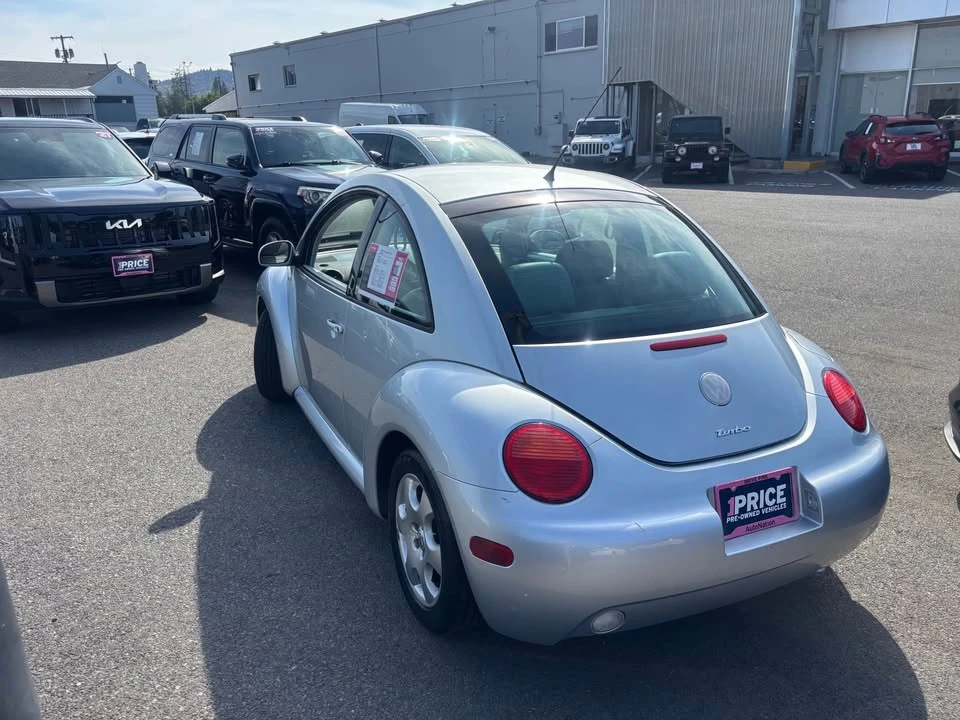 2002 Volkswagen New Beetle - Image 7 of 11