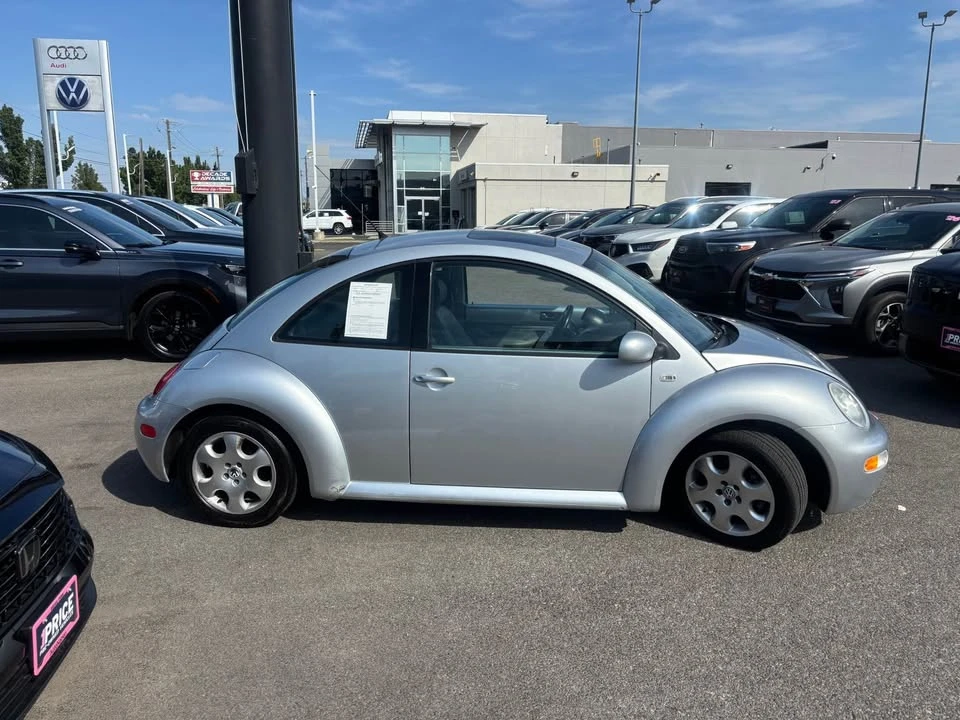 2002 Volkswagen New Beetle - Image 4 of 11