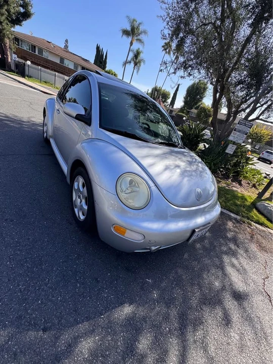 2002 Volkswagen New Beetle - Image 5 of 12