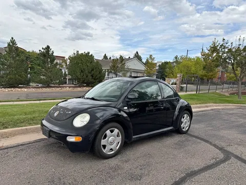 2002 Volkswagen Beetle Hatchback 2D