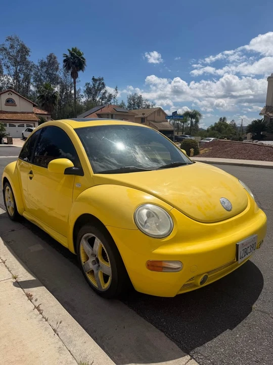 2002 Volkswagen New Beetle - Image 3 of 11