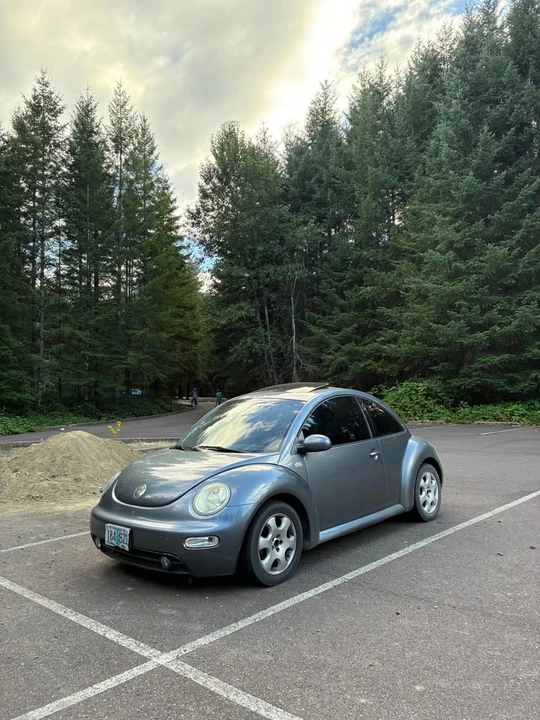 2002 Volkswagen New Beetle - Image 3 of 7