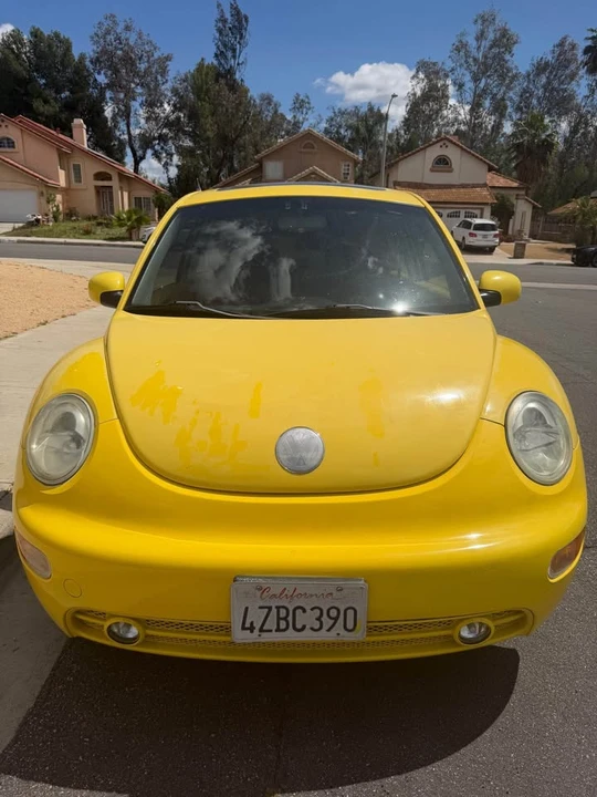2002 Volkswagen New Beetle - Image 2 of 11