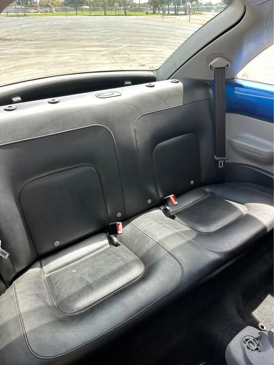 2002 Volkswagen New Beetle - Image 10 of 11