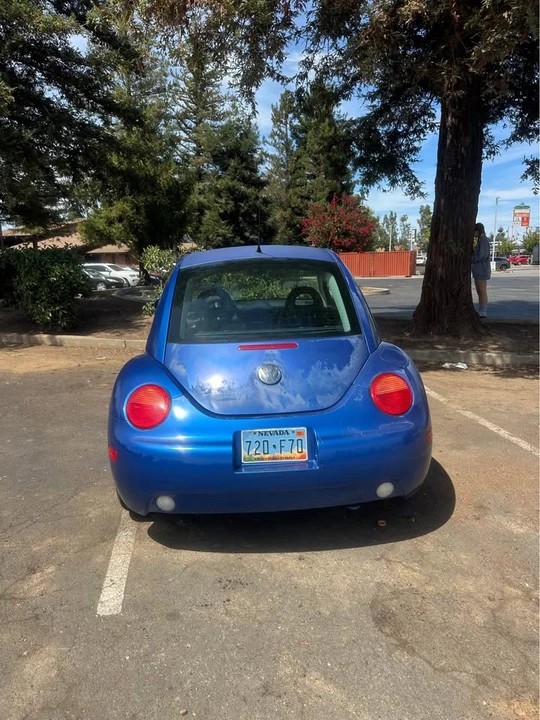 2002 Volkswagen New Beetle - Image 4 of 11