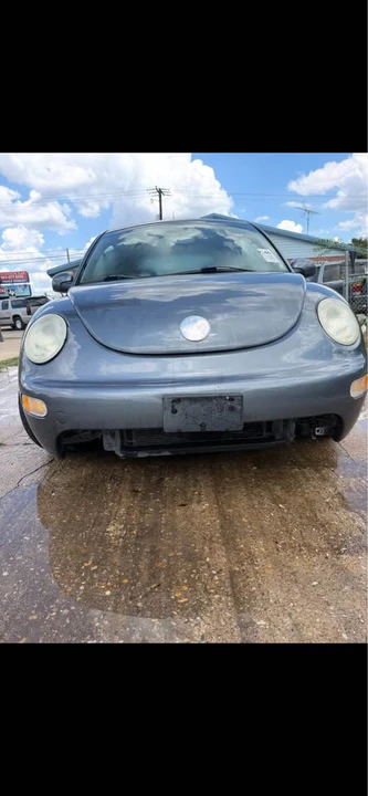 2002 Volkswagen New Beetle - Image 4 of 7