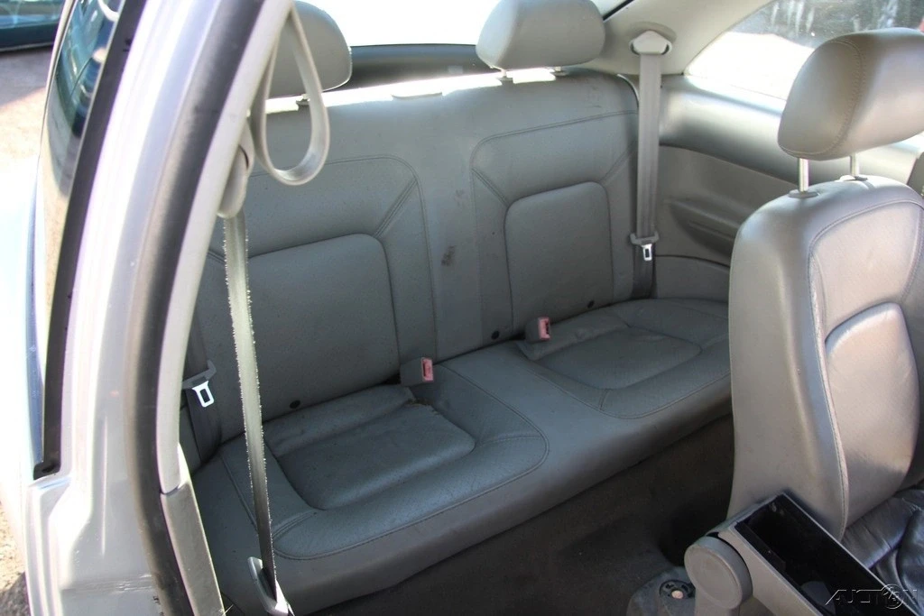 2002 Volkswagen New Beetle - Image 20 of 21