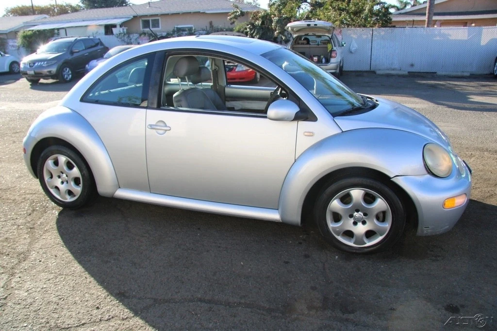 2002 Volkswagen New Beetle - Image 7 of 21