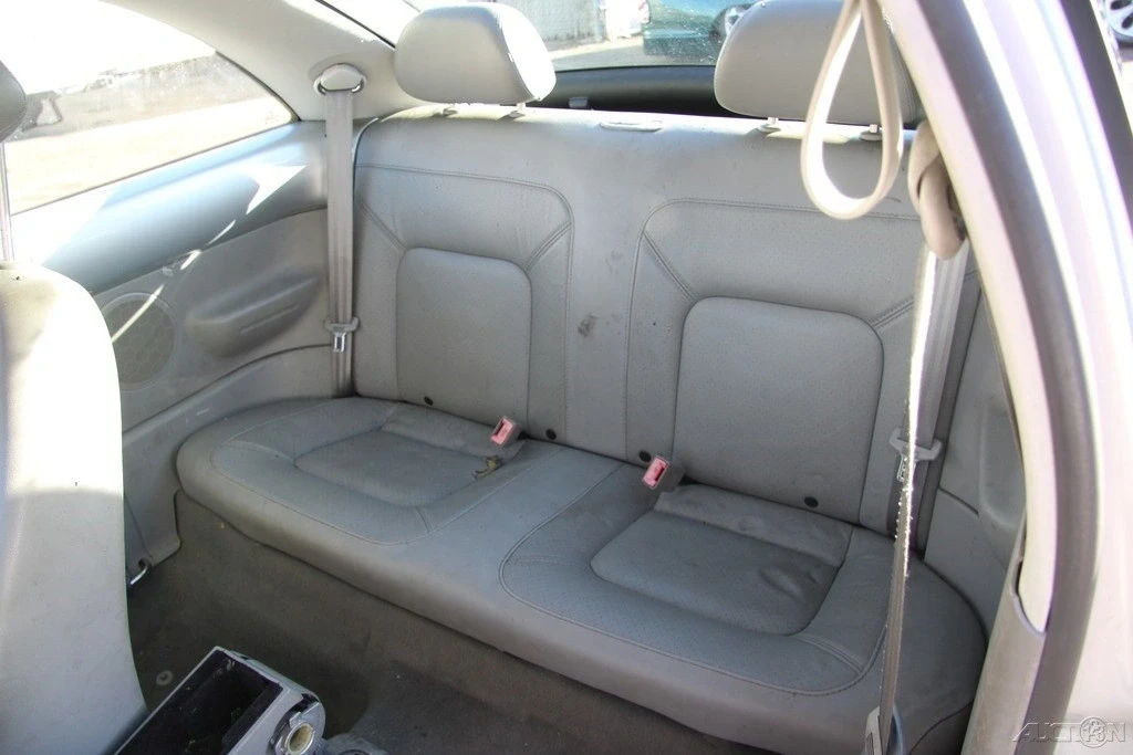 2002 Volkswagen New Beetle - Image 19 of 21