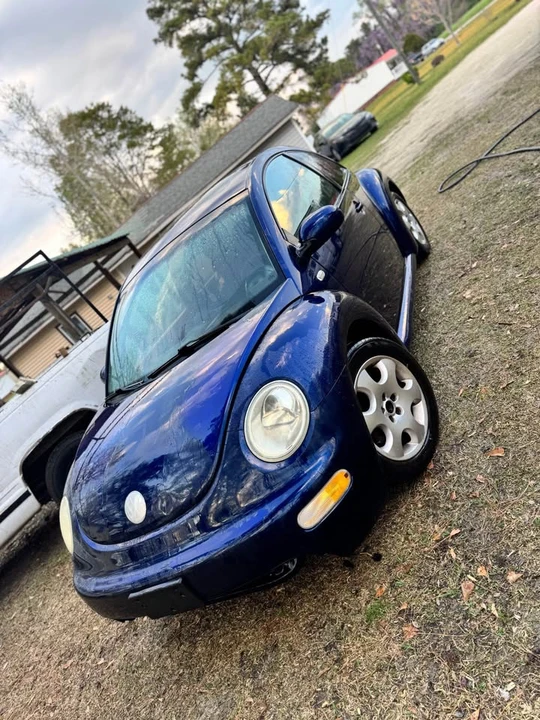 2002 Volkswagen New Beetle - Image 3 of 10