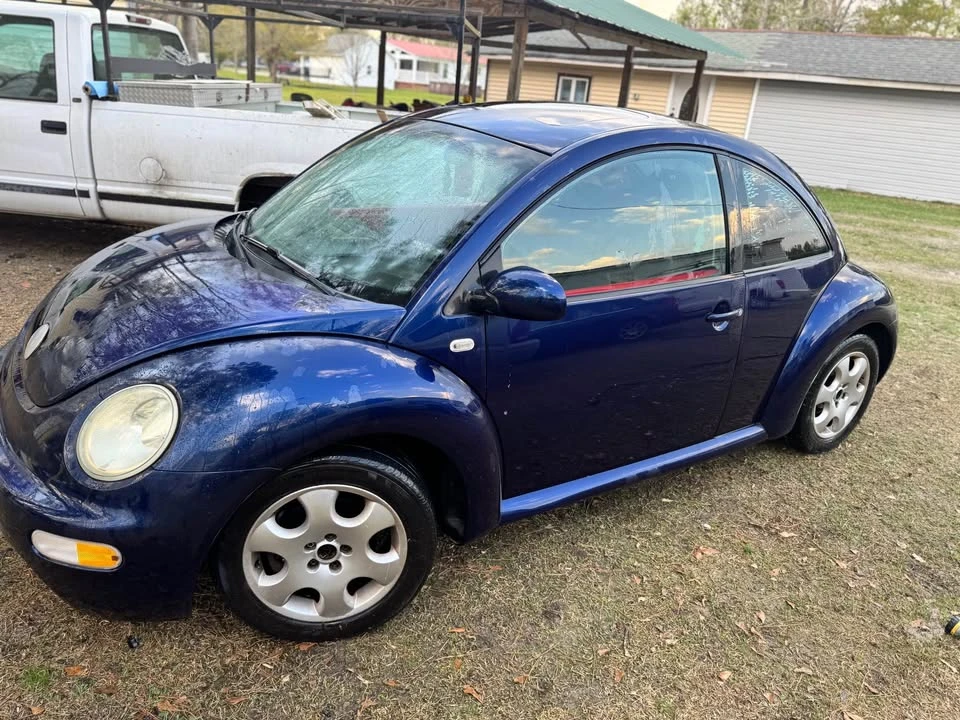 2002 Volkswagen New Beetle - Image 4 of 10