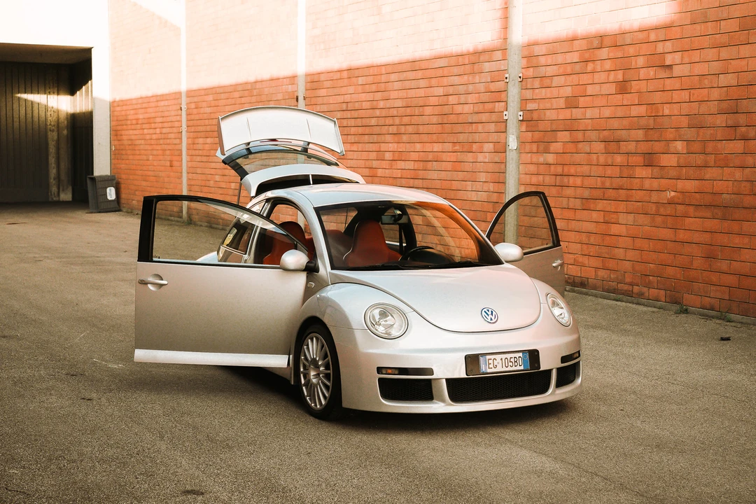2002 Volkswagen New Beetle - Image 15 of 31
