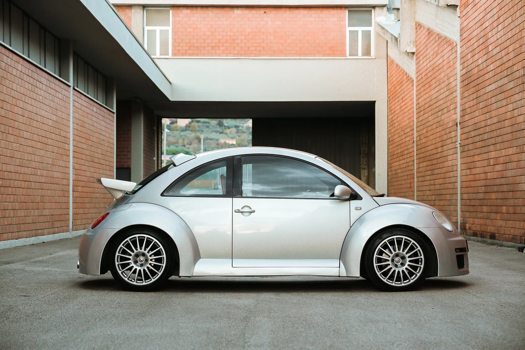 2002 Volkswagen New Beetle - Image 4 of 31