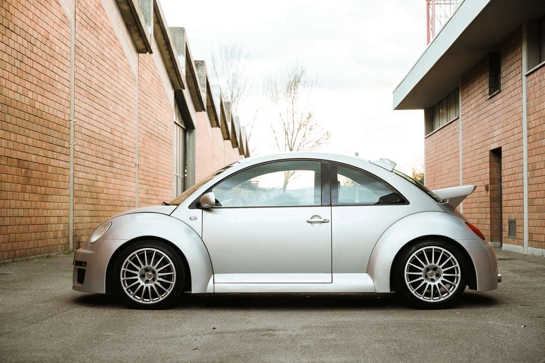 2002 Volkswagen New Beetle - Image 8 of 31