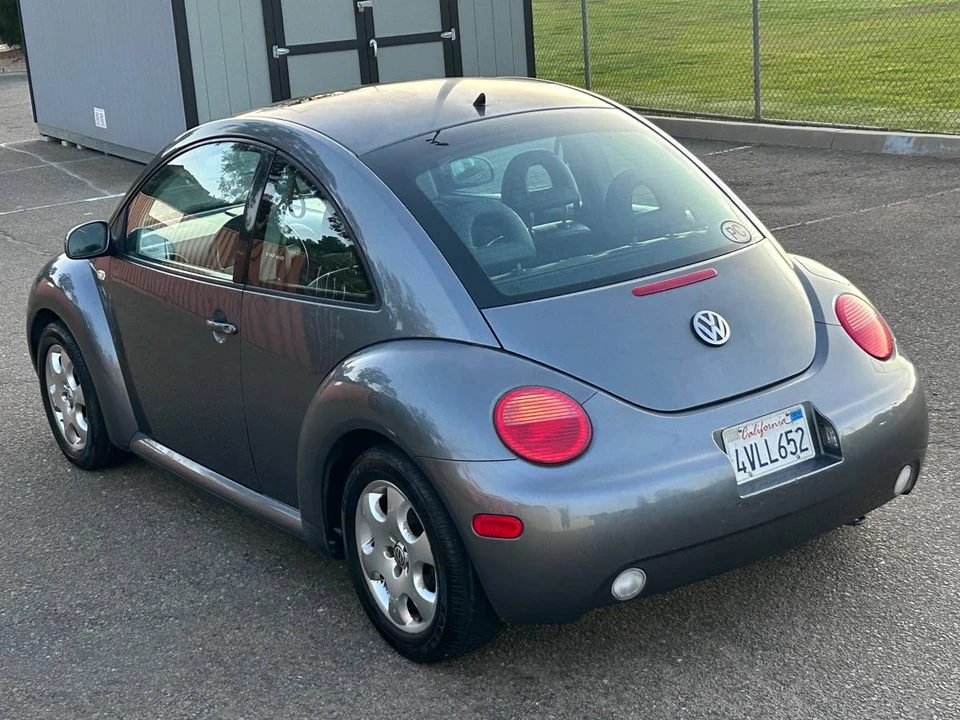 2002 Volkswagen New Beetle - Image 3 of 21