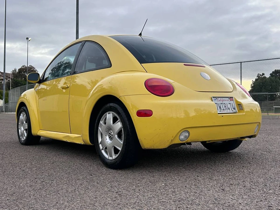 2002 Volkswagen New Beetle - Image 18 of 19