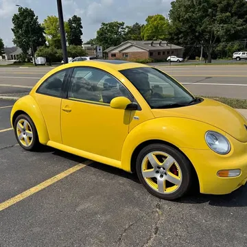 2002 Volkswagen Beetle Turbo Hatchback 2D