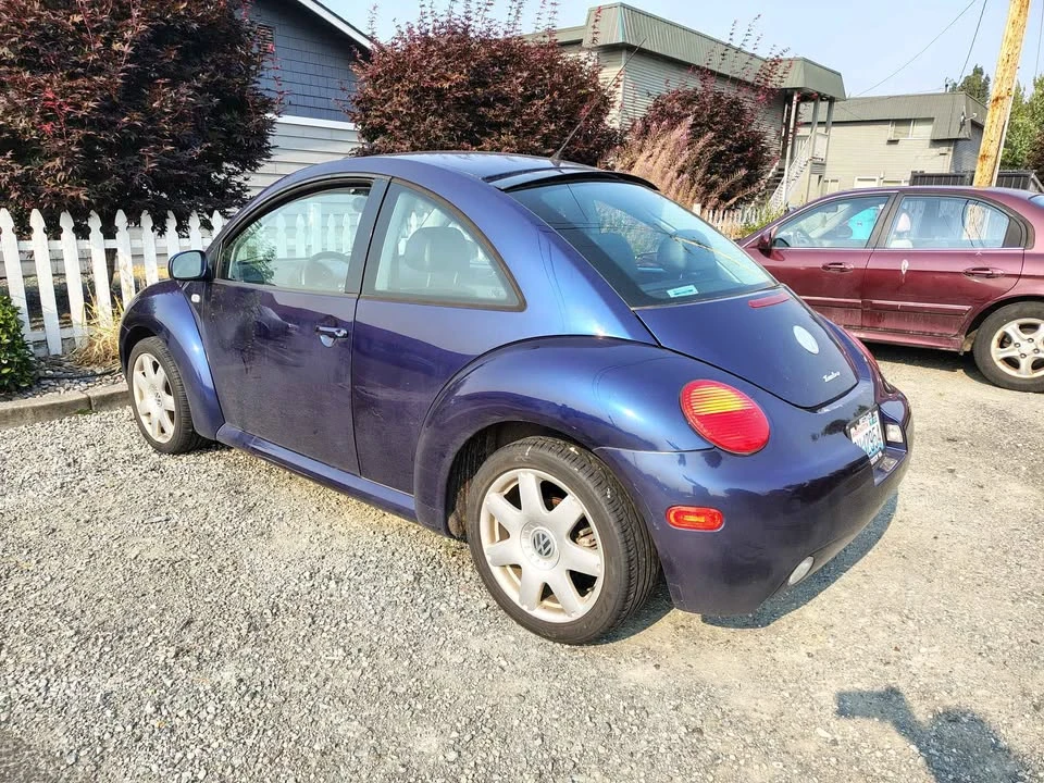 2002 Volkswagen New Beetle - Image 4 of 10