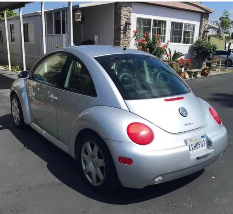 2002 Volkswagen New Beetle - Image 4 of 4