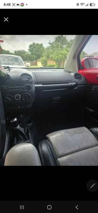 2002 Volkswagen New Beetle - Image 5 of 8