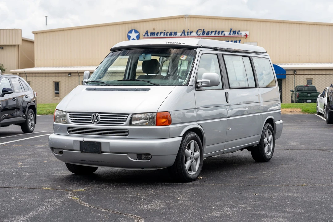 2002 Volkswagen EuroVan - Image 2 of 31