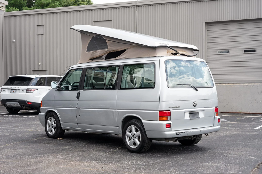 2002 Volkswagen EuroVan - Image 11 of 31