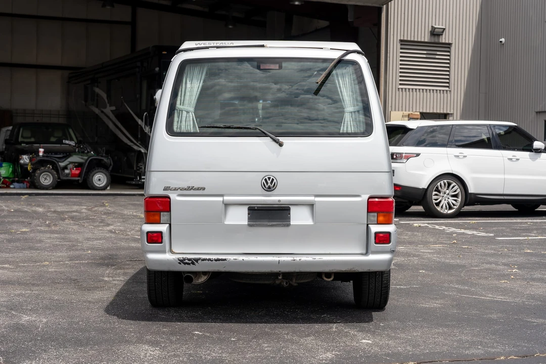 2002 Volkswagen EuroVan - Image 5 of 31