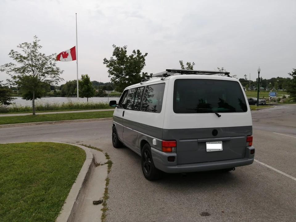 2002 Volkswagen EuroVan - Image 8 of 31