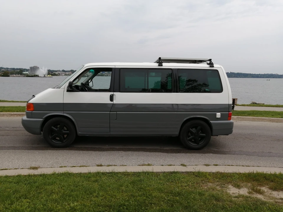 2002 Volkswagen EuroVan - Image 10 of 31