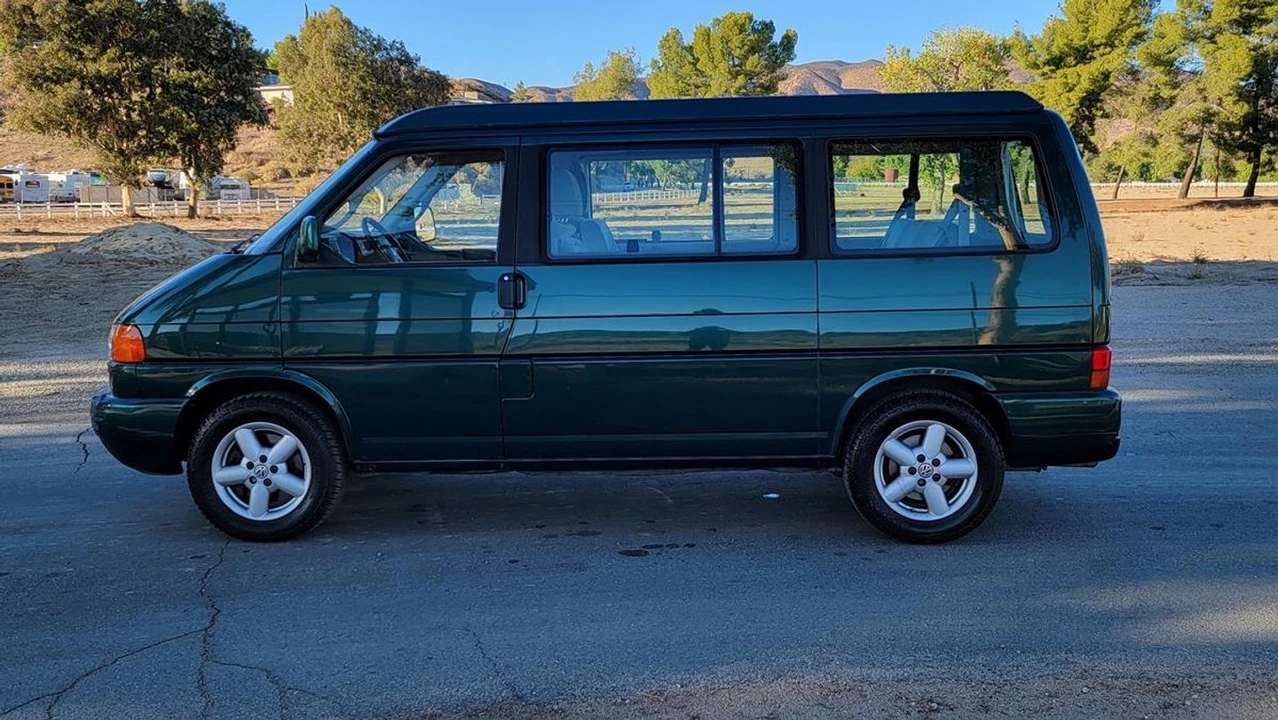 2002 Volkswagen EuroVan - Image 6 of 21