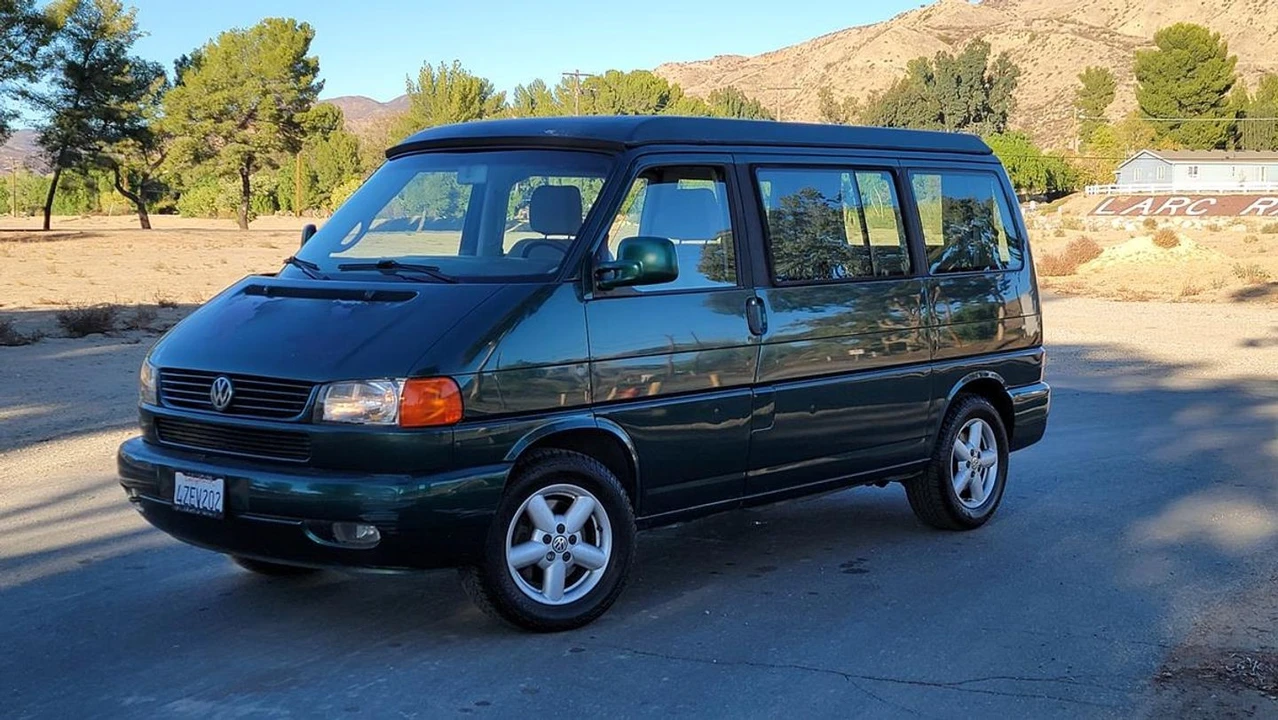 2002 Volkswagen EuroVan - Image 2 of 21