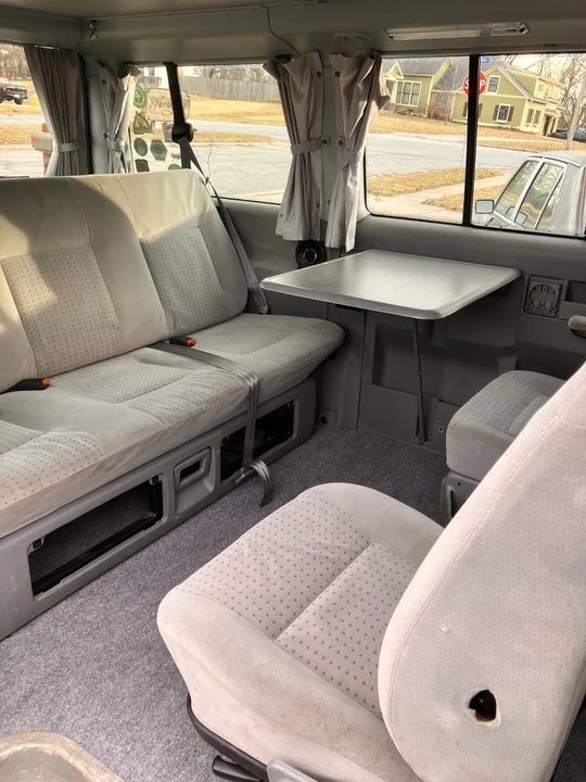 2002 Volkswagen EuroVan - Image 3 of 6