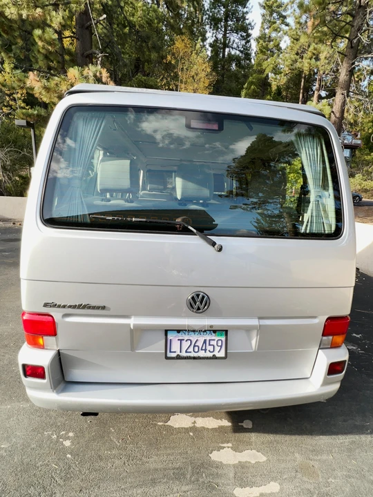 2002 Volkswagen EuroVan - Image 9 of 31