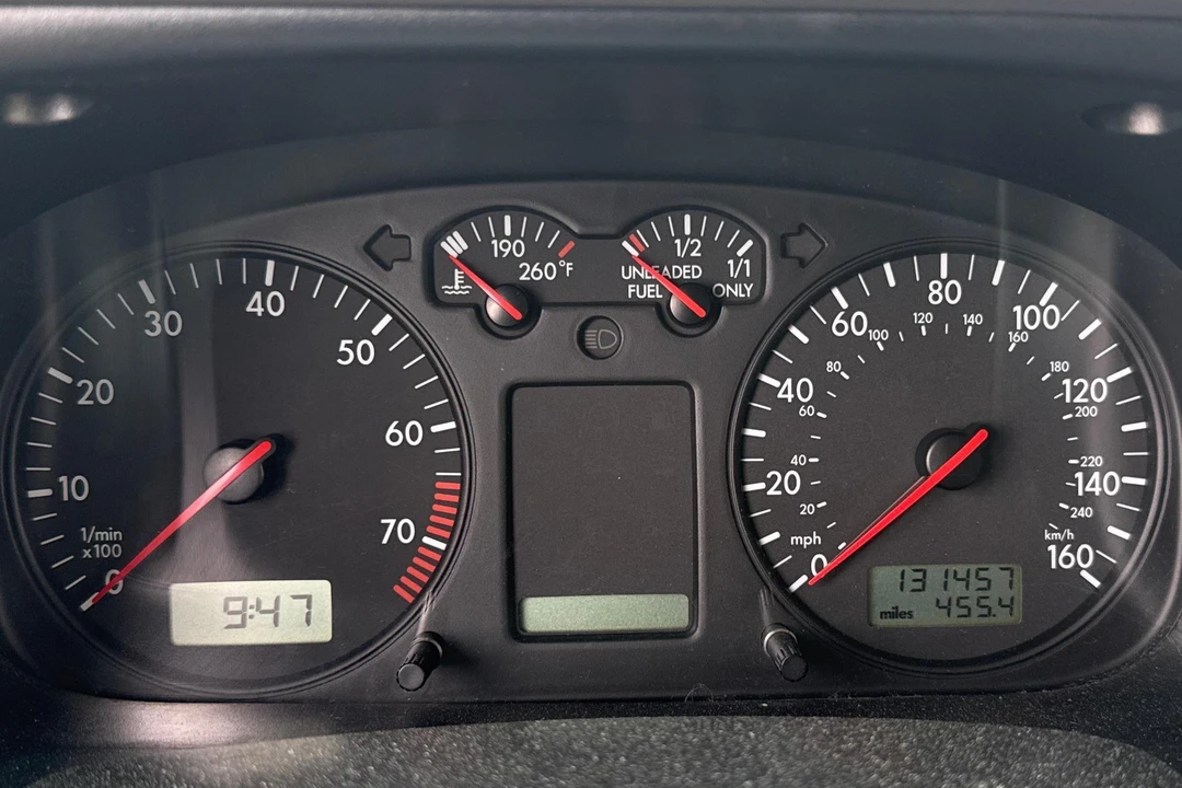 2002 Volkswagen EuroVan - Image 28 of 31