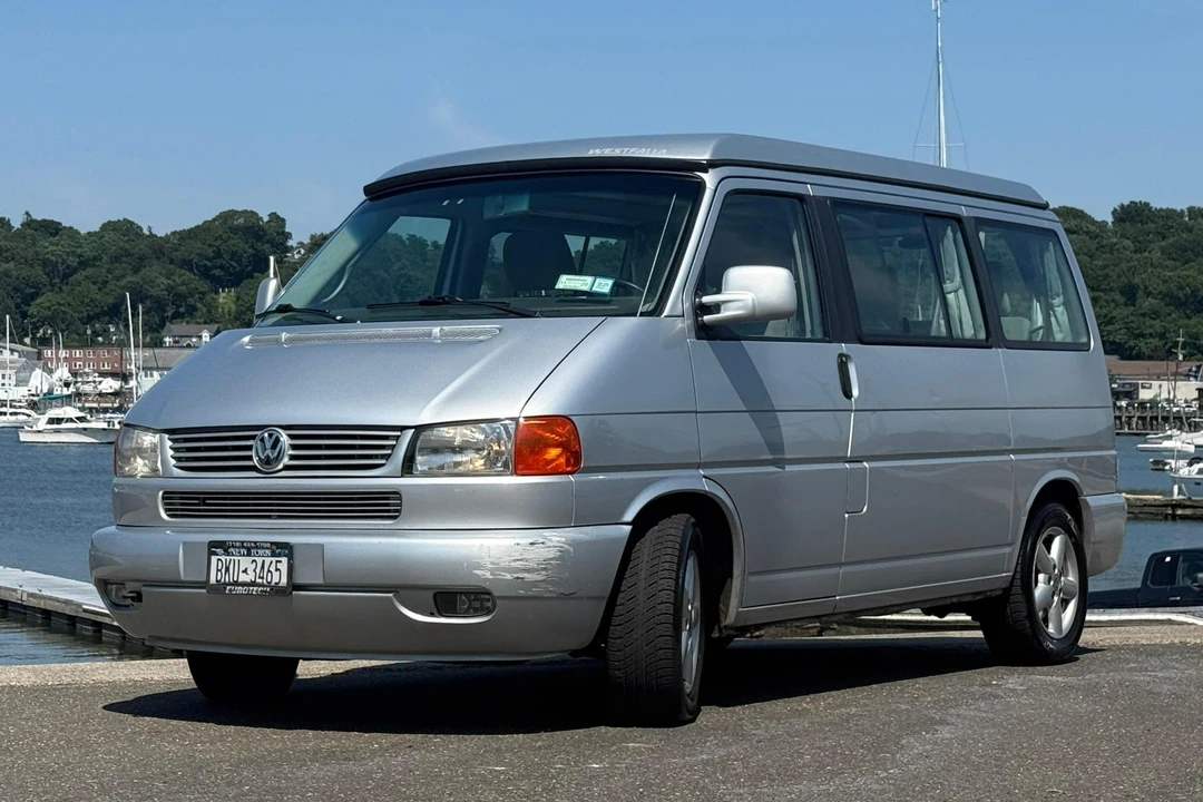 2002 Volkswagen EuroVan - Image 2 of 31