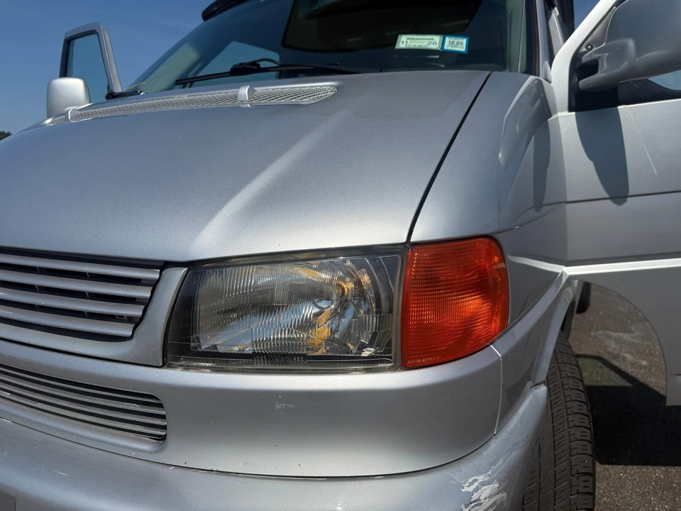 2002 Volkswagen EuroVan - Image 24 of 31