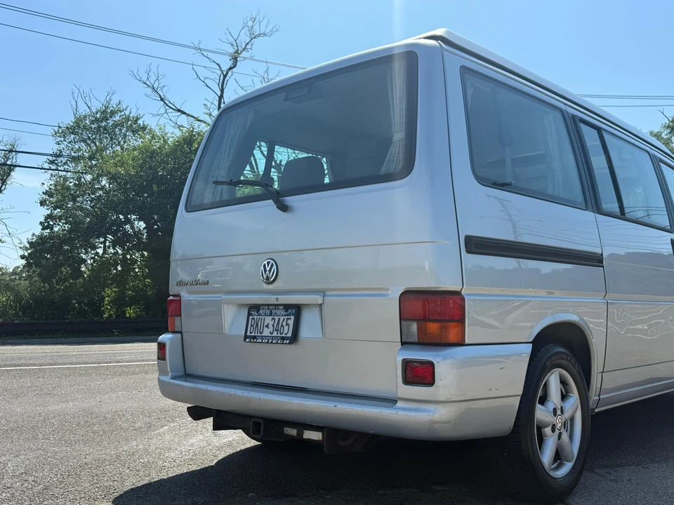 2002 Volkswagen EuroVan - Image 28 of 31