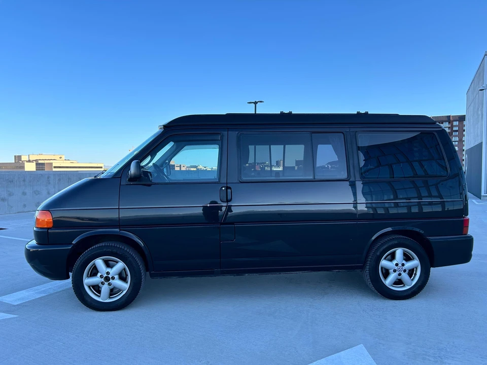 2002 Volkswagen EuroVan - Image 17 of 31
