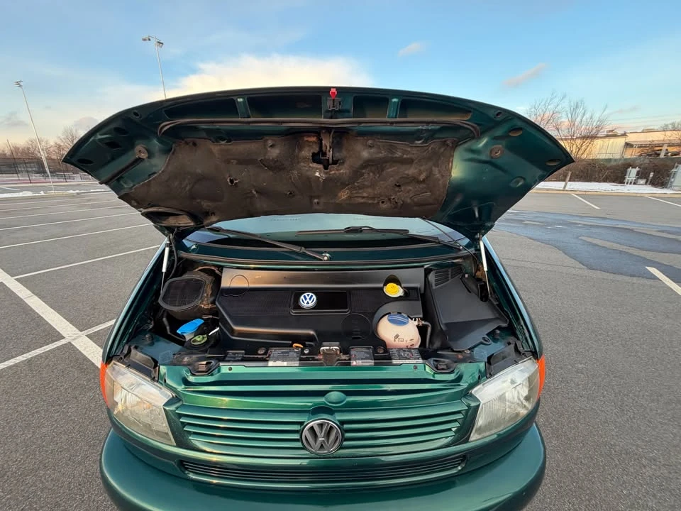 2002 Volkswagen EuroVan - Image 19 of 21