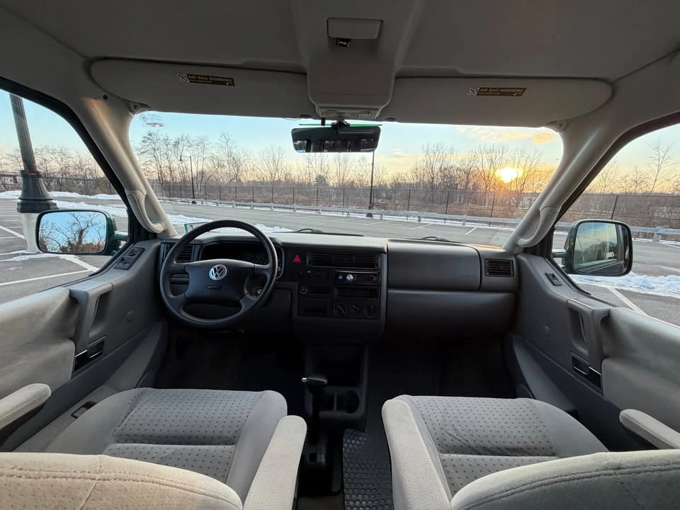2002 Volkswagen EuroVan - Image 17 of 21