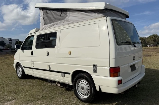2002 Volkswagen EuroVan - Image 3 of 8