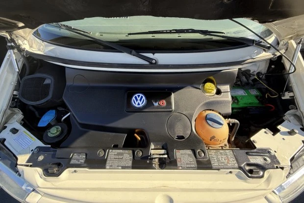 2002 Volkswagen EuroVan - Image 7 of 8