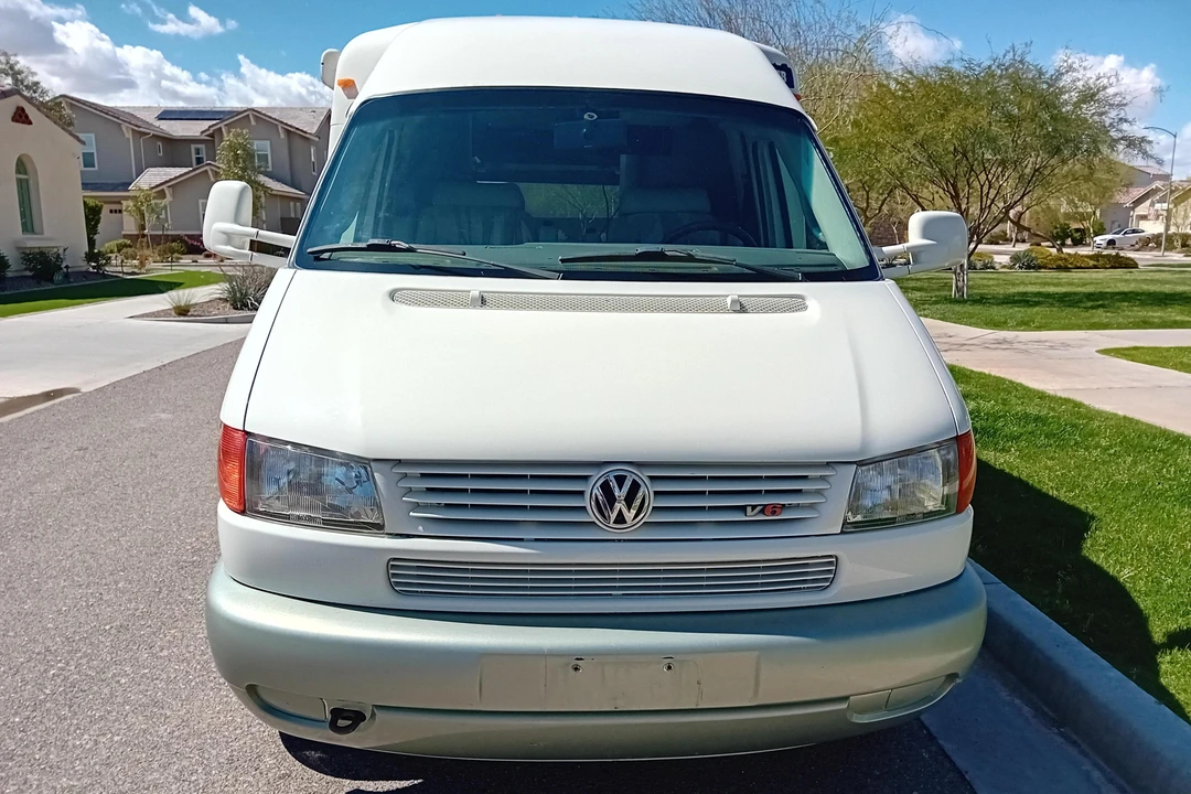 2002 Volkswagen EuroVan - Image 2 of 31