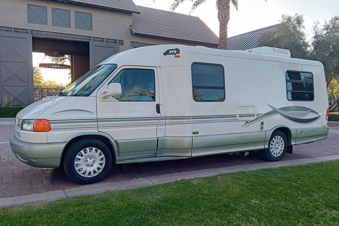 2002 Volkswagen EuroVan - Image 3 of 31