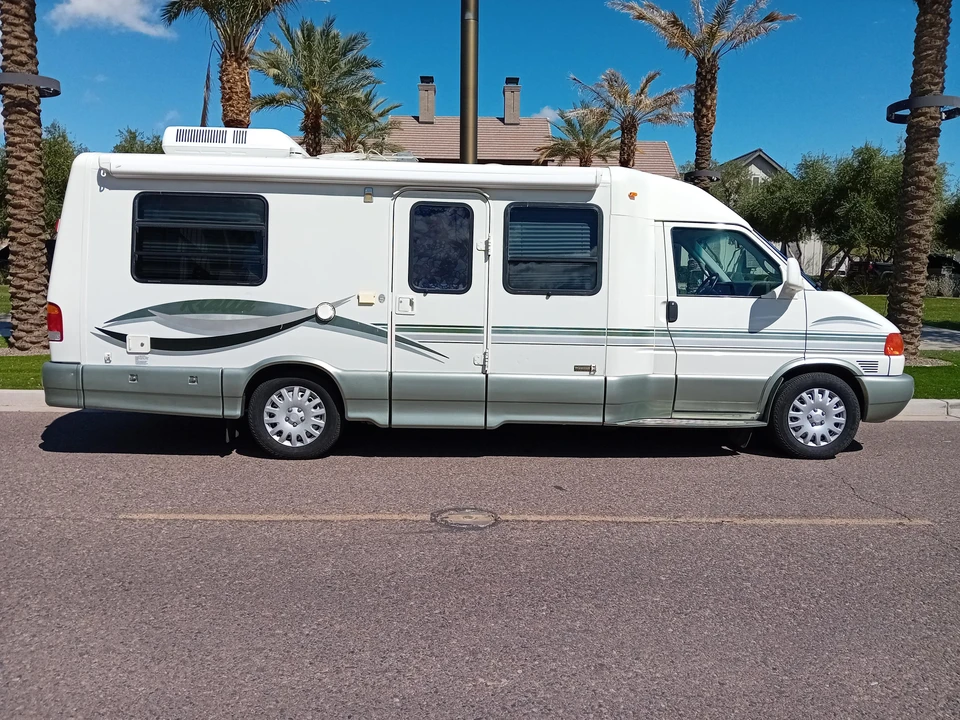 2002 Volkswagen EuroVan - Image 23 of 31