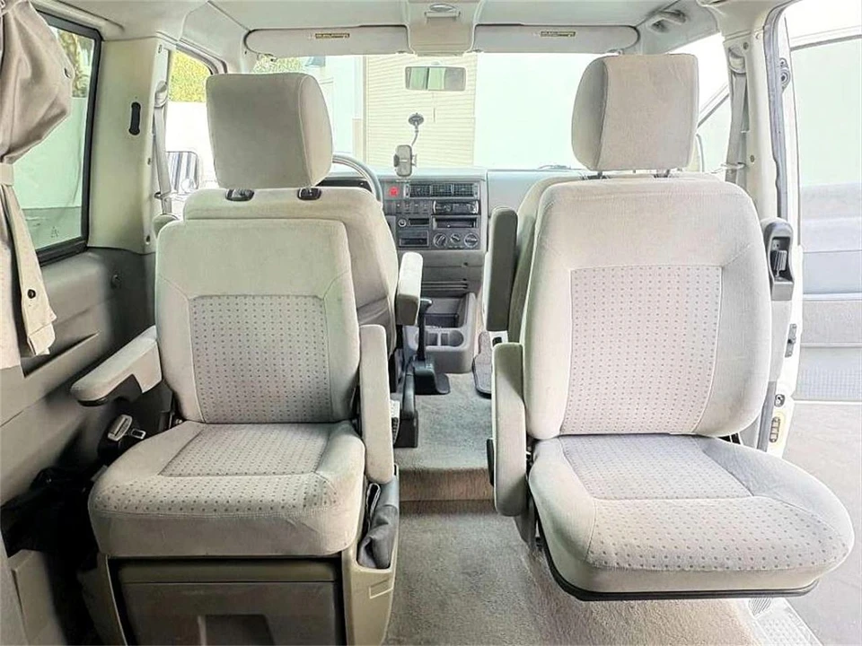 2002 Volkswagen EuroVan - Image 12 of 31